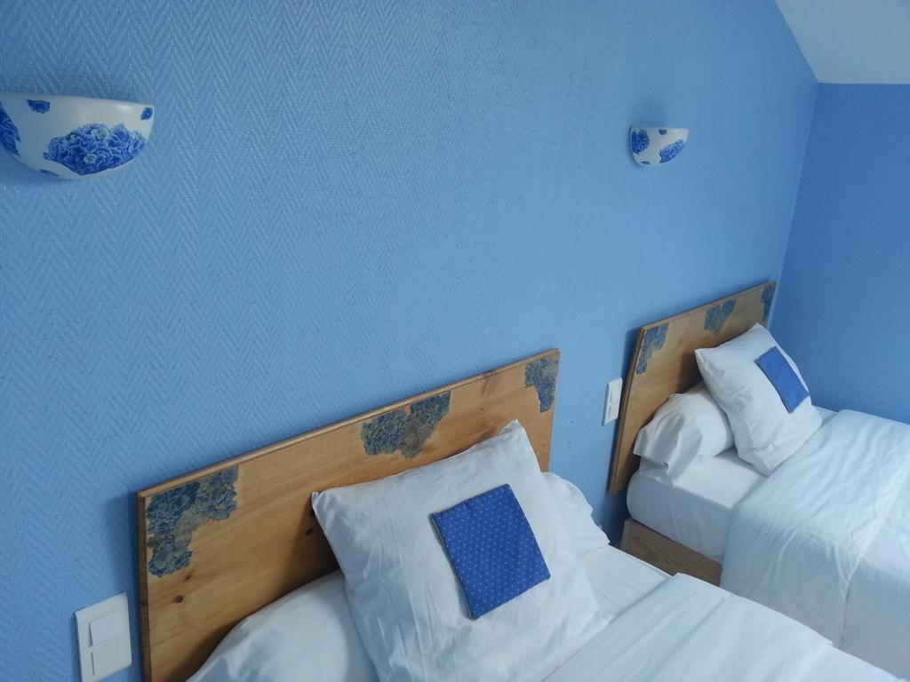 Chambres d'Hôtes Au Grillon Dort Moustey Quarto foto