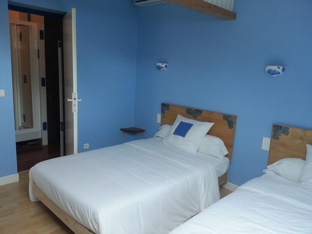 Chambres d'Hôtes Au Grillon Dort Moustey Quarto foto