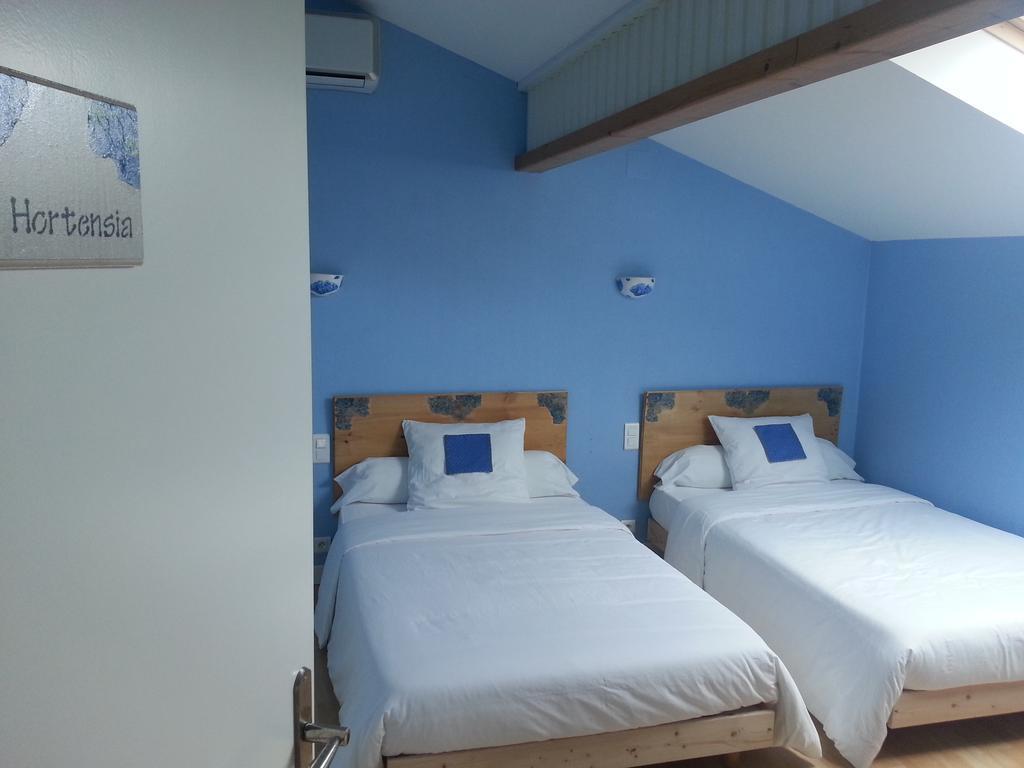 Chambres d'Hôtes Au Grillon Dort Moustey Quarto foto